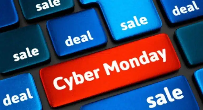 Cyber Monday με προσφορές στα online καταστήματα -Τι να προσέξετε 1