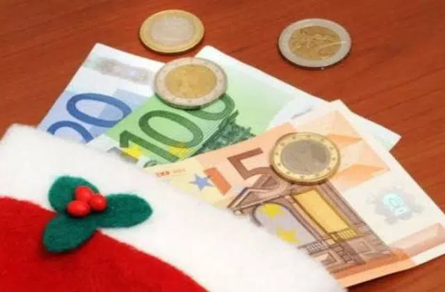 Δώρο Χριστουγέννων 2020: Ρεκόρ πληρωμών εξήγγειλε ο Βρούτσης 12