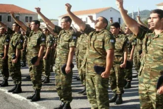 Νέες προσλήψεις στον Στρατό - Πώς θα ενισχυθούν οι Ένοπλες Δυνάμεις 42