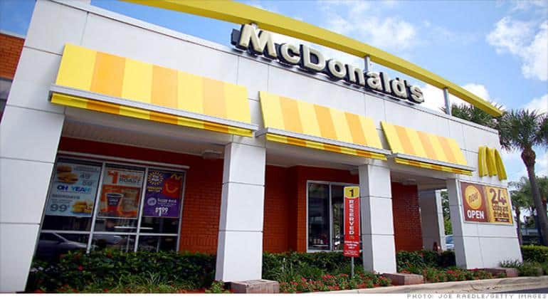 Τα McDonald’s αναζητούν προσωπικό! 1