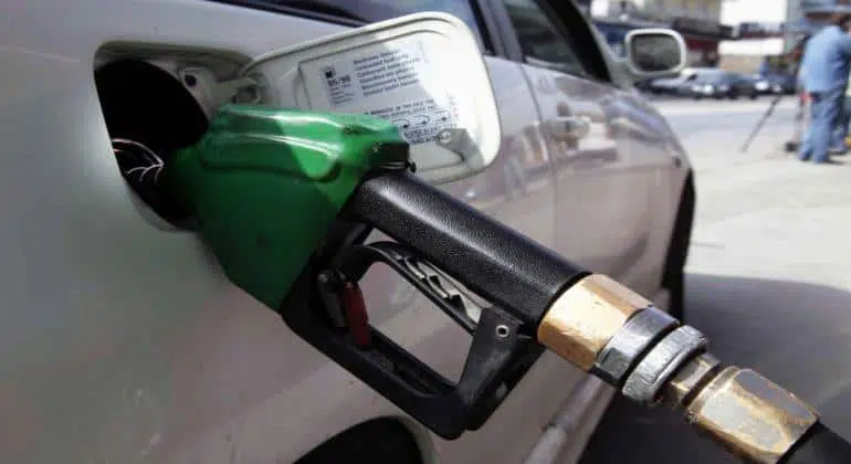 Αύξηση στις τιμές της βενζίνης, θα αγγίξει το 1,70 η αμόλυβδη 11