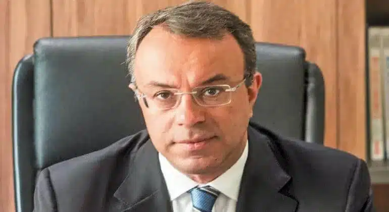 Yπουργός Οικονομικών: «Επιπλέον μείωση στον ΕΝΦΙΑ - Όχι στη μείωση του αφορολόγητου» 11