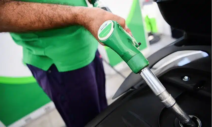 Εκτοξεύεται η βενζίνη - Κίνδυνος μεγάλων αυξήσεων και στα σούπερ μάρκετ (video) 11
