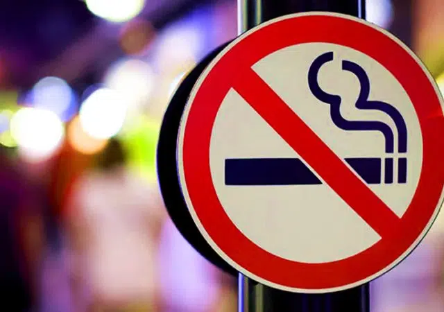 Απαγόρευση καπνίσματος: Αστυνομικοί θα κάνουν ελέγχους - Πρόστιμα φωτιά 12