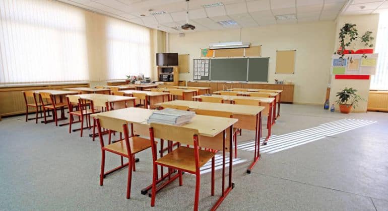 45 προσλήψεις χωρίς πτυχίο στα σχολεία του Δήμου Χαιδαρίου 1
