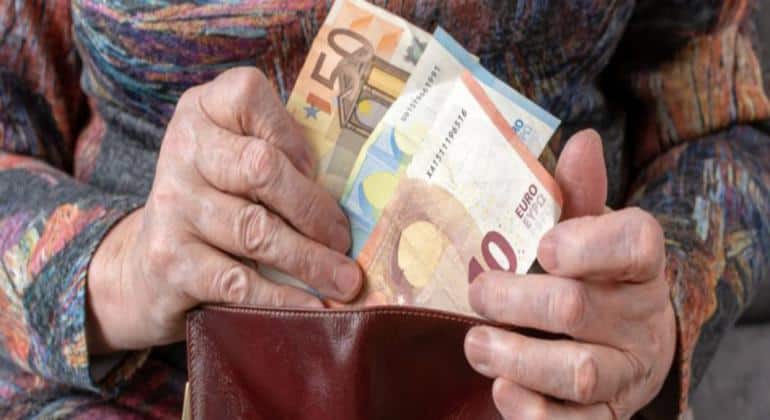 Αναδρομικά – Συντάξεις: «Επιστροφές» από 25€ έως και 204 ευρώ το μήνα 1