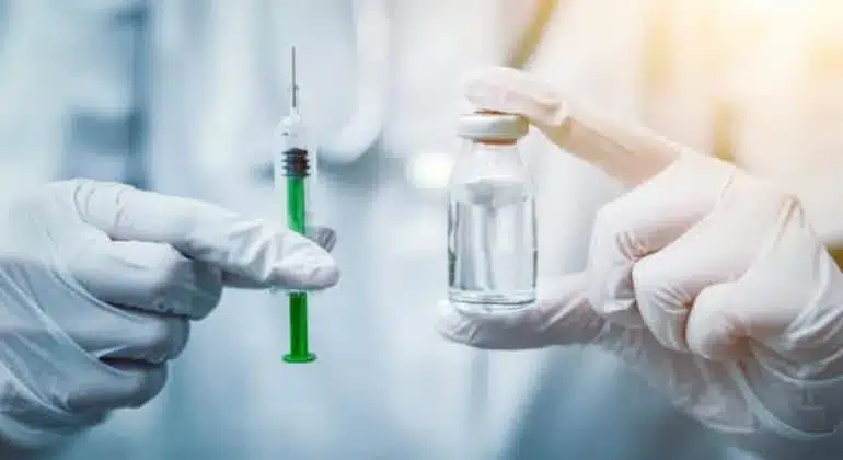 Εποχική γρίπη: Οι επικίνδυνοι μύθοι για το εμβόλιο 1