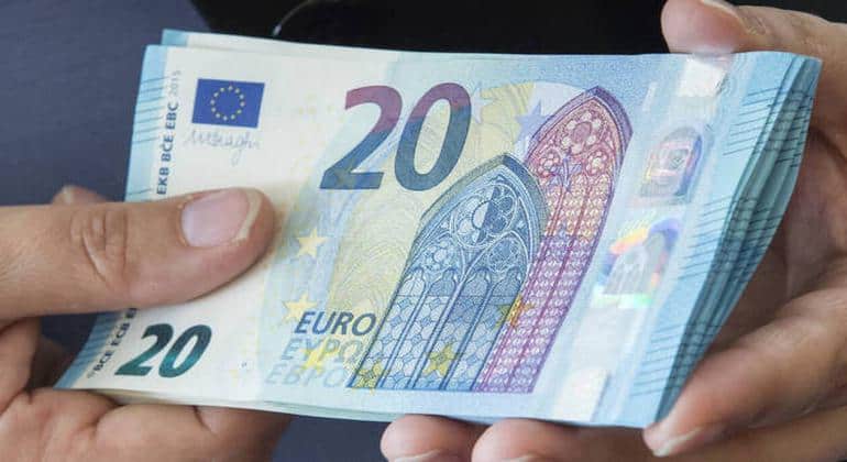 Επίδομα 534 ευρώ: Έρχεται διπλή πληρωμή τον Σεπτέμβριο, πότε θα δοθεί 1