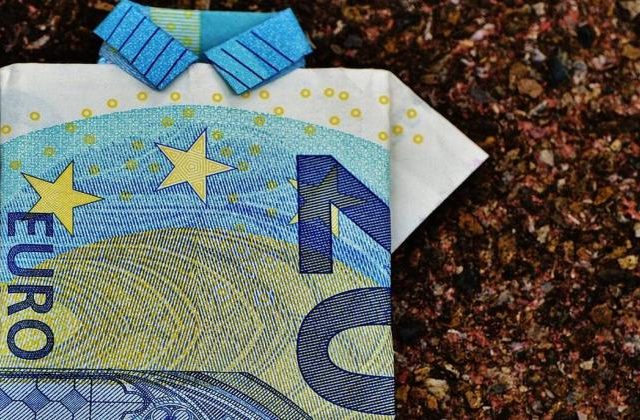 ΟΠΕΚΑ: Ποιοι θα πάρουν μέχρι 600 ευρώ μέσα στο Νοέμβριο 3