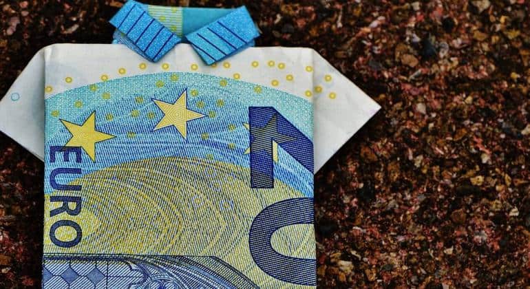 ΟΠΕΚΑ: Ποιοι θα πάρουν μέχρι 600 ευρώ μέσα στο Νοέμβριο 1