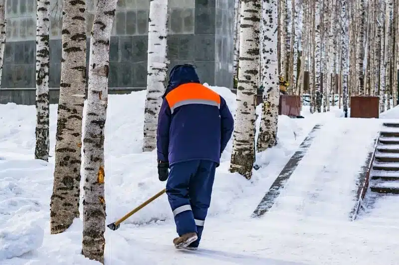 Υγεία και ασφάλεια των εργαζομένων σε συνθήκες ψύχους, έντονων χιονοπτώσεων και παγετού 11