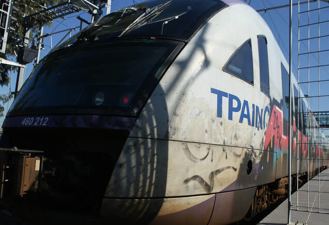 Αλαλούμ με την απεργία στα τρένα – Αποζημίωση υποσχέθηκε η ΤΡΑΙΝΟΣΕ 2