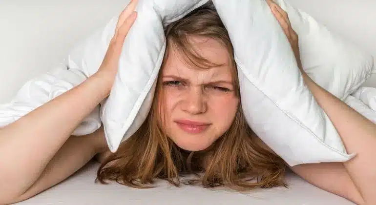 Ο ακανόνιστος ύπνος τα βράδια αυξάνει τον κίνδυνο για έμφραγμα ή εγκεφαλικό 11