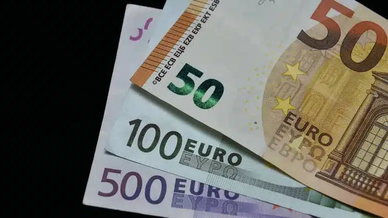 Επίδομα 534 ευρώ: Ποιοι πληρώνονται σήμερα 14 Ιουλίου 11