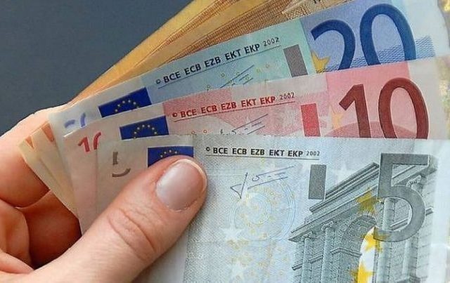 Επίδομα 534 ευρώ: Παράταση για την υποβολή των αιτήσεων - Ποιους αφορά 3