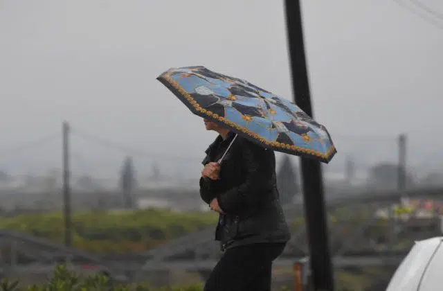Meteo: Πού αναμένονται βροχές και καταιγίδες την Τρίτη 12