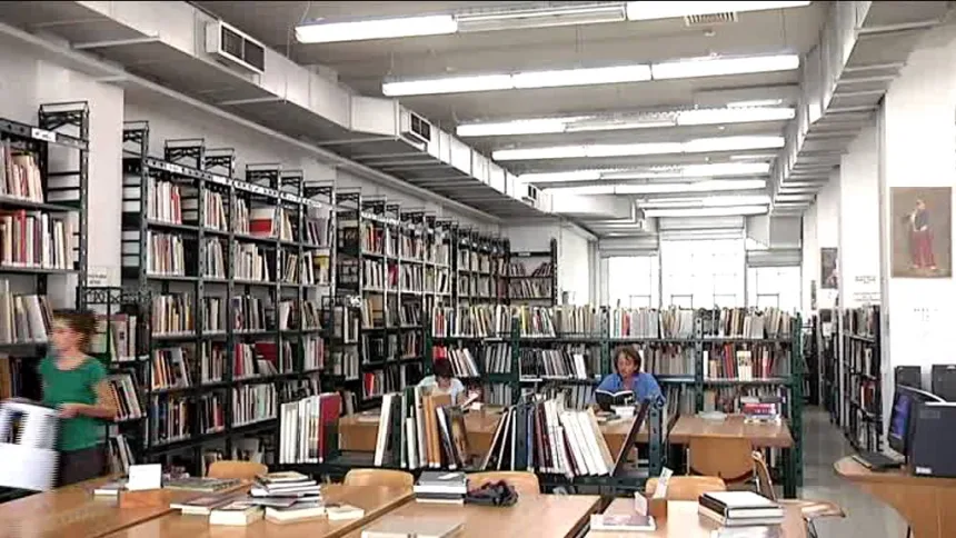 Πρόσληψη Βιβλιοθηκονόμου στο Δήμο Κρωπίας 9