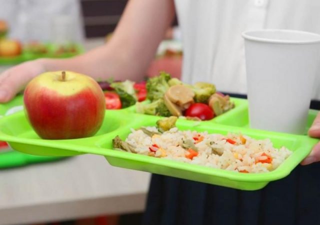 Σχολικά γεύματα: Ποιοι μπορούν να ενταχθούν στο πρόγραμμα 3