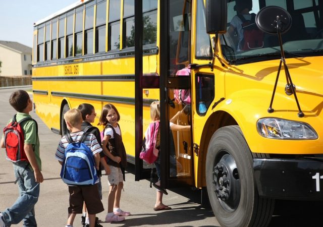 ΑΣΕΠ: 63 προσλήψεις συνοδών και οδηγών σχολικών λεοφορείων - Προκηρύξεις 2