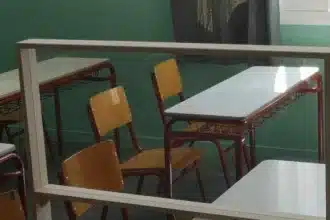 Συναγερμός: Θετικός στον κορονοϊό ανήλικος μαθητής σε σχολείο του Πύργου 76