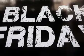 Έρχεται η Black Friday - Ποιες Κυριακές θα είναι ανοιχτά τα καταστήματα 16