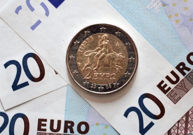 Επίδομα 534 ευρώ: Ξεκινούν σήμερα οι δηλώσεις - Ποιούς αφορά 2