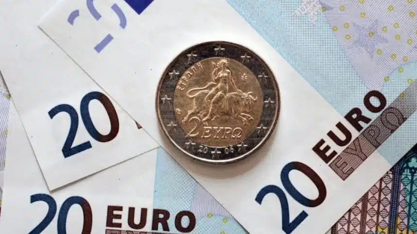 Επίδομα 534 ευρώ: Ξεκινούν σήμερα οι δηλώσεις - Ποιούς αφορά 1