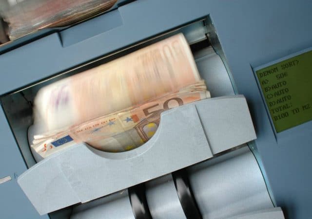 Αυξημένη αποζημίωση ειδικού σκοπού έως 4.000 ευρώ - Παράταση για την υποβολή αιτήσεων 3