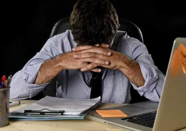 Άγχος στη δουλειά: Οι 3+1 τρόποι για να το καταπολεμήσουμε 13