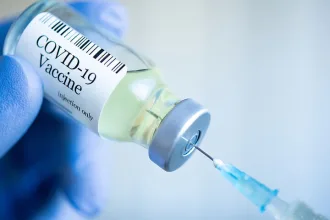 Εμβολιασμοί: Πρεμιέρα για την πλατφόρμα της τρίτης δόσης την Τρίτη – Ποιους αφορά 28