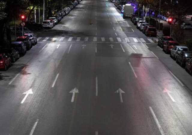 Απαγόρευση κυκλοφορίας σε όλη την Ελλάδα εξετάζει η κυβέρνηση 2