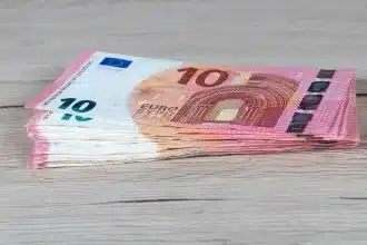 Έρχεται καλοκαιρινή επιταγή ακρίβειας 200 ευρώ χωρίς αίτηση 64