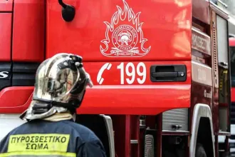 Υμητός: Πυρκαγιά σε χαμηλή βλάστηση - Επιχειρούν 38 πυροσβέστες και πεζοπόρα τμήματα 88