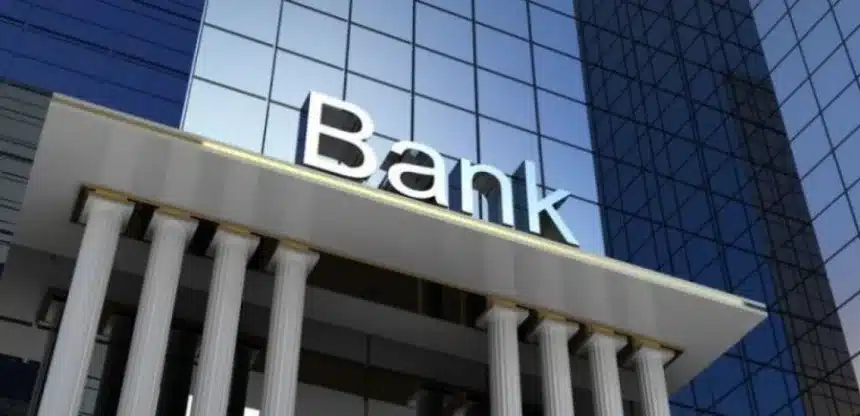 Τράπεζες: Θα κλείσουν για έξι μέρες – Τι θα συμβεί με τις συναλλαγές και τις μισθοδοσίες 1