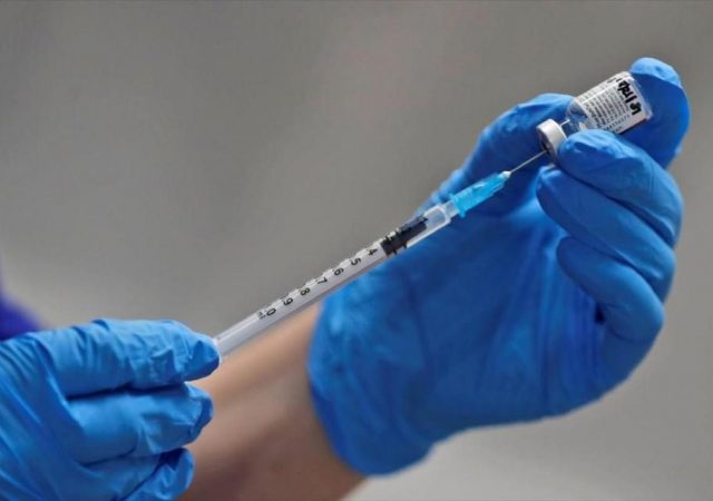 Υποχρεωτικοί εμβολιασμοί: Έρχεται νομοθετική ρύθμιση – Αναστολή μισθού και ενσήμων στους ανεμβολίαστους 3