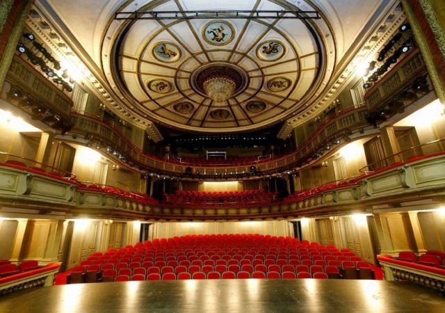 Λήγει η προθεσμία για δωρεάν εισιτήρια θεάτρου 2022-2023 - Δικαιούχοι 3