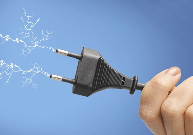Ηλεκτρικό ρεύμα: Πώς θα επιλέξετε τη φθηνότερη λύση – Οι παγίδες και τα ψιλά γράμματα 13
