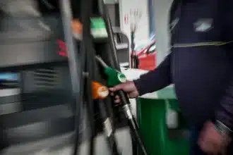Fuel pass 2: Με ΑΦΜ οι αιτήσεις, πότε ξεκινούν και πότε πληρώνεστε 18
