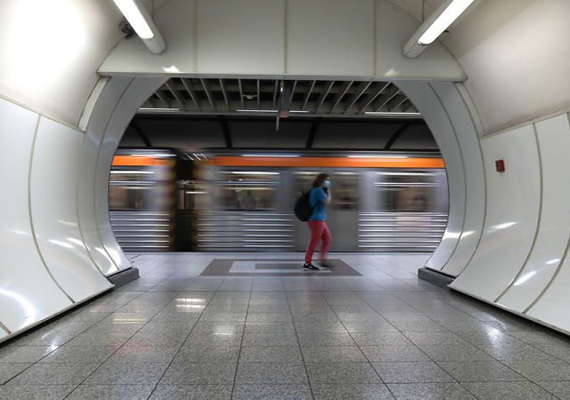 Κλείνουν σήμερα στις 15:30 οι σταθμοί του Μετρό «Κορυδαλλός» και «Μανιάτικα» με εντολή της ΕΛΑΣ 13