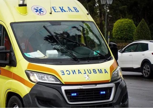 Τραγωδία στον Πειραιά: Νεκρός αστυνομικός, κατέρρευσε τμήμα κτηρίου στο Πασαλιμάνι 4