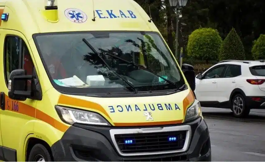 Βούλα: Μηχανή παρέσυρε και σκότωσε πεζή - Βαριά τραυματισμένος ο οδηγός 11