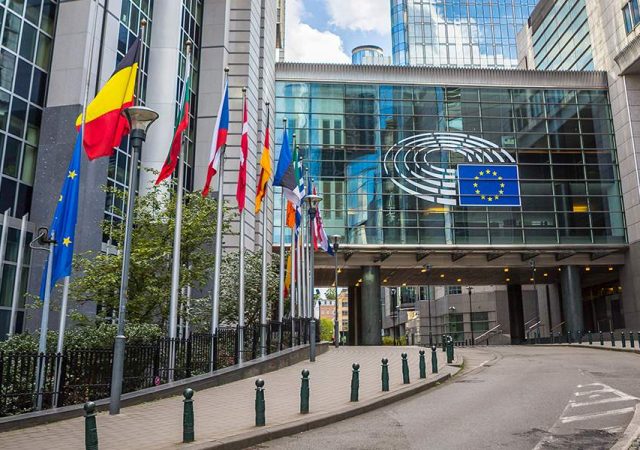 100 προσλήψεις διοικητικών υπαλλήλων στην Ευρωπαϊκή Επιτροπή - Πώς θα κάνετε αίτηση 12