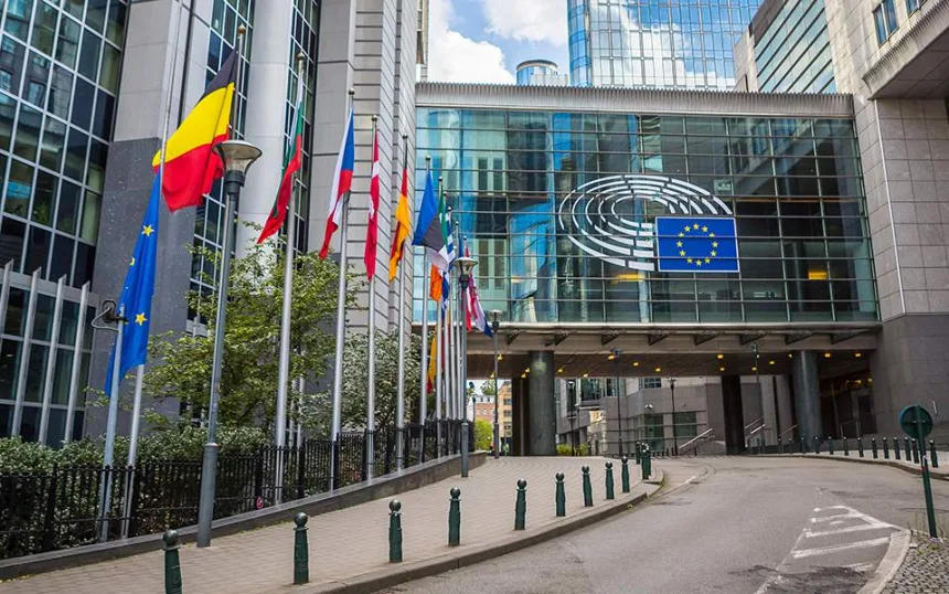 100 προσλήψεις διοικητικών υπαλλήλων στην Ευρωπαϊκή Επιτροπή - Πώς θα κάνετε αίτηση 11