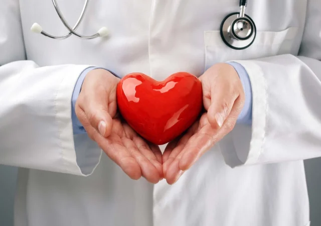 Δωρεάν καρδιολογικός έλεγχος από το ΕΛΙΚΑΡ την Τρίτη στην Αθήνα 12