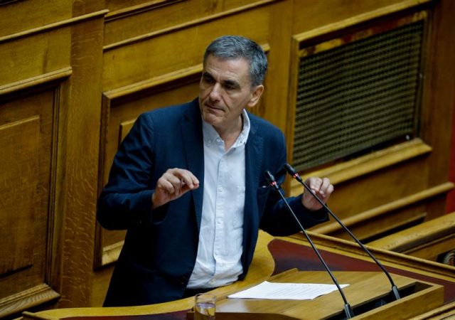 Τροπολογία ΣΥΡΙΖΑ για να επεκταθεί το 600αρι των αστυνομικών σε υγειονομικούς και εκπαιδευτικούς 2