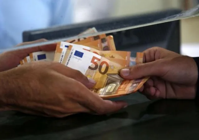 Την Τετάρτη ανακοινώνεται ο νέος κατώτατος μισθός - Φτάνει πάνω από 800 ευρώ 13