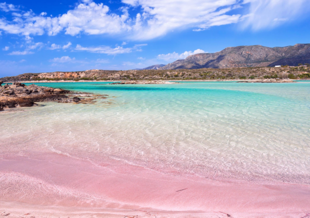 Ελαφονήσι: Τέλος τα οχήματα στη διάσημη παραλία της Κρήτης με τη ροζ άμμο 2