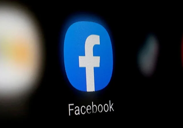 Facebook: Iσχυρισμοί ότι πουλάει ιδιωτικές συζητήσεις των χρηστών στο Netflix 12