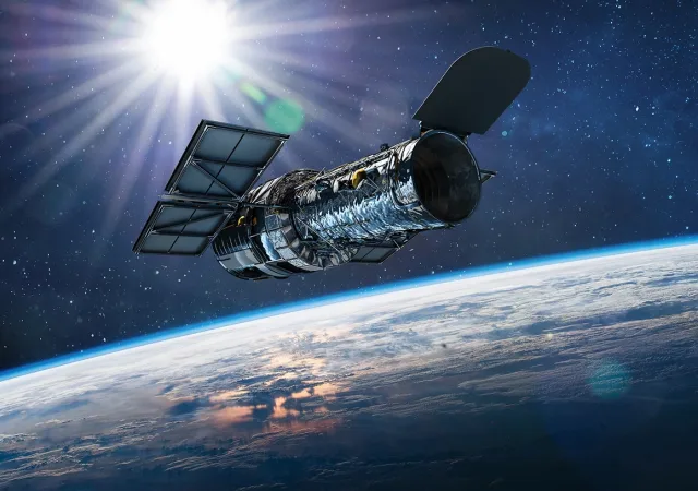 Πριν από 34 χρόνια εκτοξεύτηκε στο διάστημα το θρυλικό τηλεσκόπιο «Hubble» 8