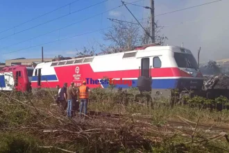 Φθορές σε αμαξοστοιχία της Hellenic Train από φωτιά – Σώθηκαν τελευταία στιγμή οι μηχανοδηγοί 16